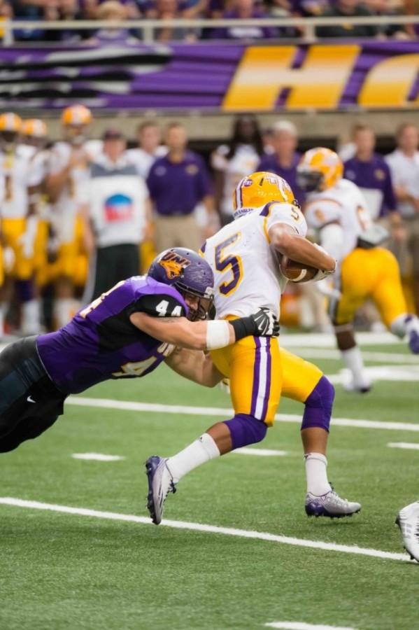 UNI defeats TTU, 50-7