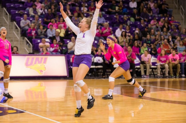 Panthers record 7th sweep, defeat Drake 3-0