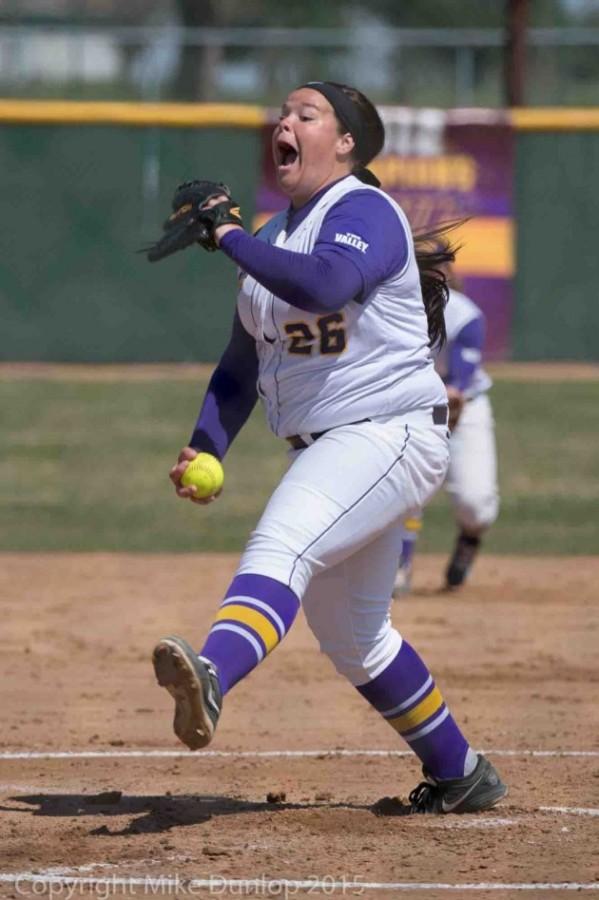 UNI beats UNO, falls out to Mizzou in doubleheader