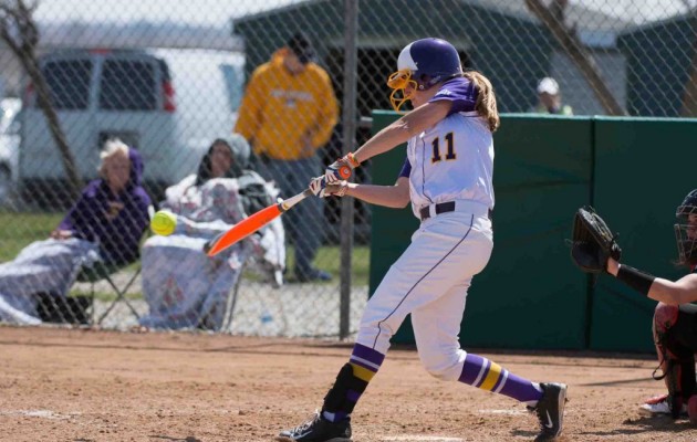 Panthers split double header