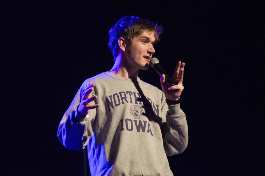 Bo Burnham took the stage at GBPAC on Feb. 3. He is an American singer-songwriter, poet and comedian famous for his lyrical comedy. 
