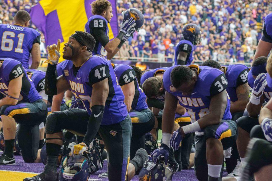 The+football+team+prepares+for+their+matchup+against+Eastern+Washington.+The+Panthers+only+lost+one+game+at+the+UNI-Dome