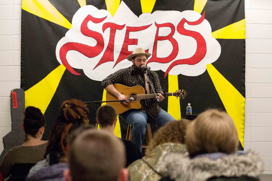 Singer-songwriter J.Jeffrey Messerole came to Rod Library this past Thursday as a part of the Rock the Stacks concert series. 