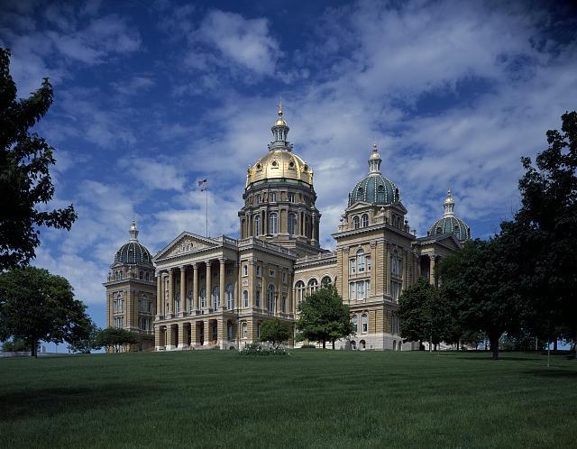 Capitol building in Des Moines, Iowa