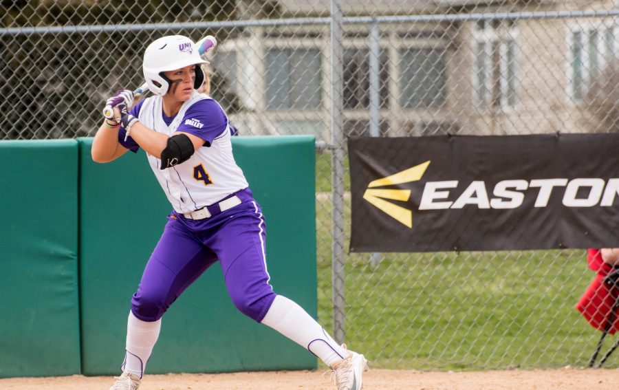 Softball loss at Loyola, 14-6 in MVC