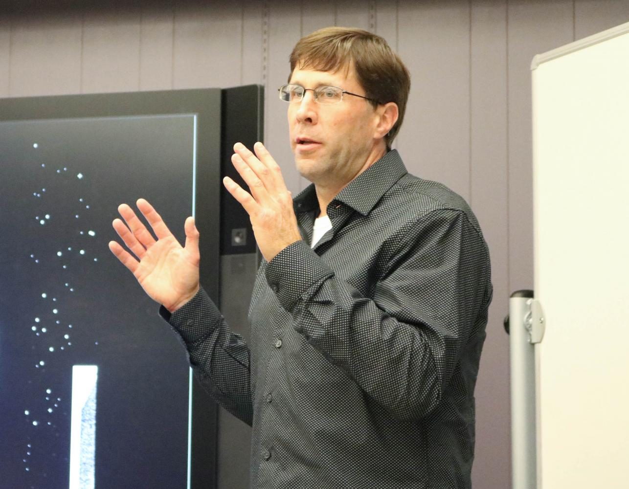 Professor Jeff Tamplin, also known as the turtle guy, spoke in Rod Library Tuesday, Sept. 19, about his artwork and his scientific area of expertise.