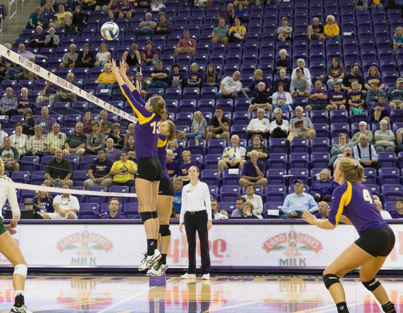 UNI+volleyball+improves+record+to+12-4
