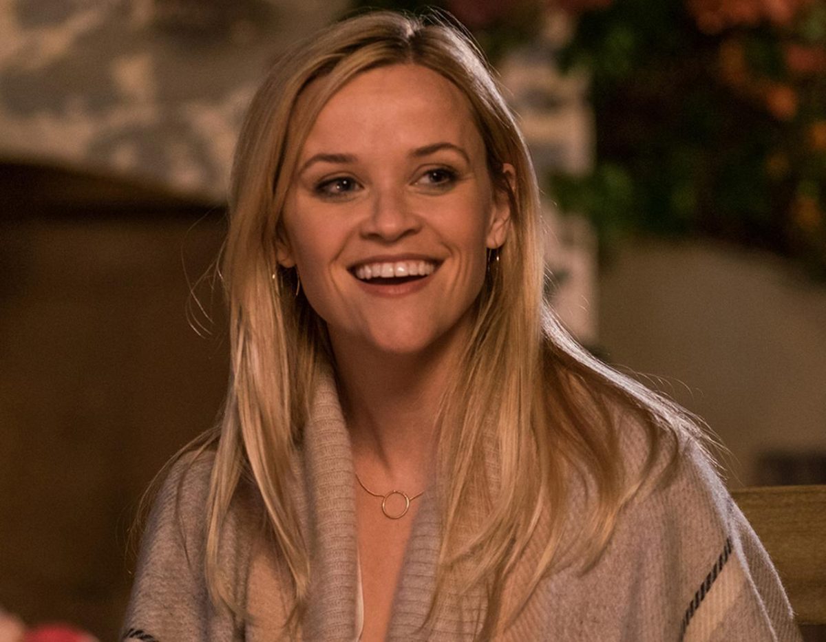 Reese+Witherspoon+stars+in+the+new+romantic+comedy+Home+Again.+The+film%2C+directed+by+Hallie+Meyers-Shyer%2C+has+been+panned+by+critics.+It+currently+carries+a+31+percent+approval+rating+on+Rotten+Tomatoes.