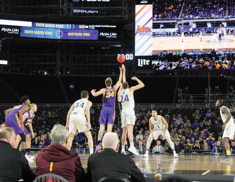 UNI+%283-6%29+committed+15+turnovers+and+allowed+their+opponent+to+score+38+in+their+82-50+loss+to+South+Dakota+State+at+U.S.+Bank+Stadium+in+Minneapolis+on+Saturday+night.