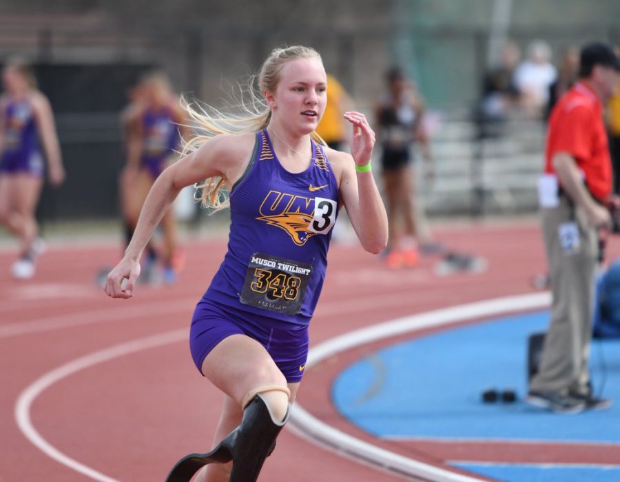 Heims breaks world record in discus