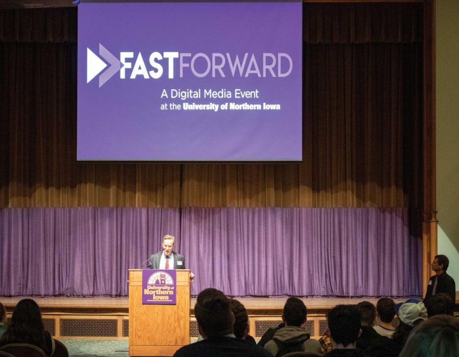 UNI’s digital media program hosted its 15th annual Fast Forward workshop on Friday, Oct. 25. College and high school students from across the state heard from nearly 30 industry experts, including keynote speaker and UNI alum Ben Hagarty.