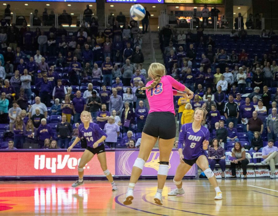 Panthers drop Bulldogs in 3 sets