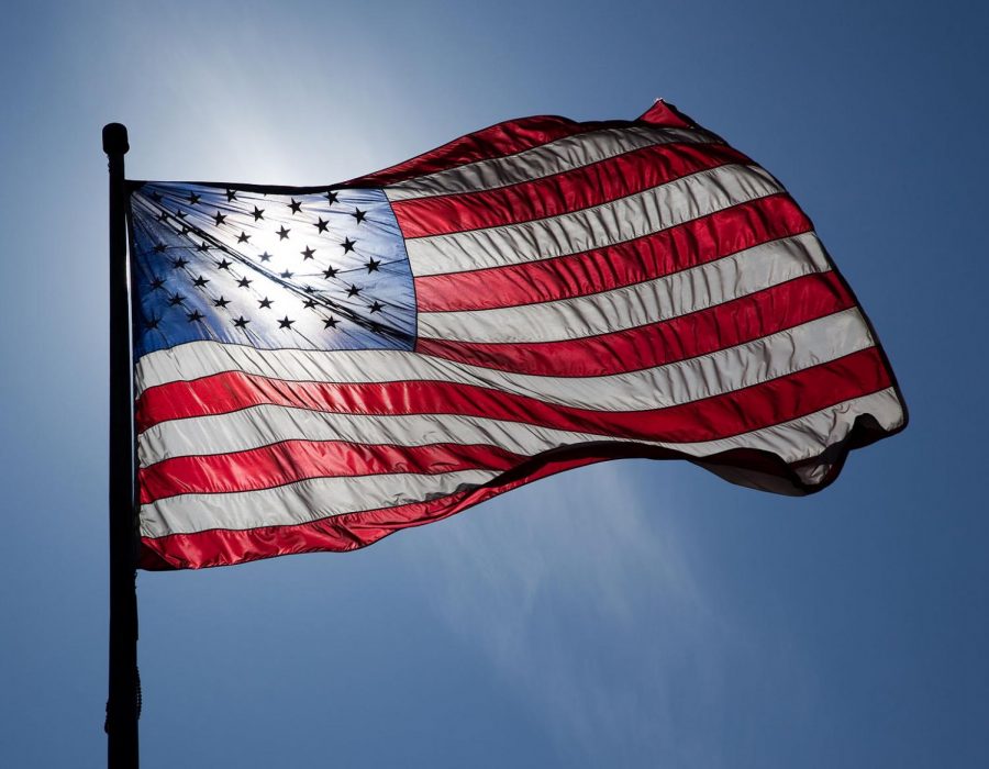 1600px-US_Flag_Backlit