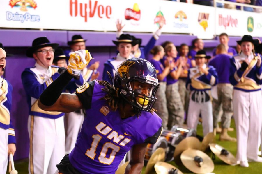 Former UNI Panther Daurice Fountain plays in UNI Dome