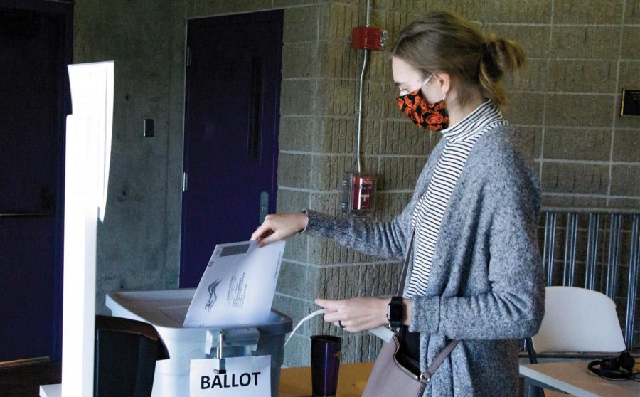 In-person voting may be done early in the UNI-Dome by all who are registered to vote in Black Hawk County. 