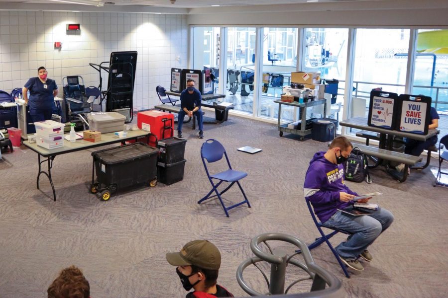 Students and community members gathered in the WRC for the Fall Blood Drive.