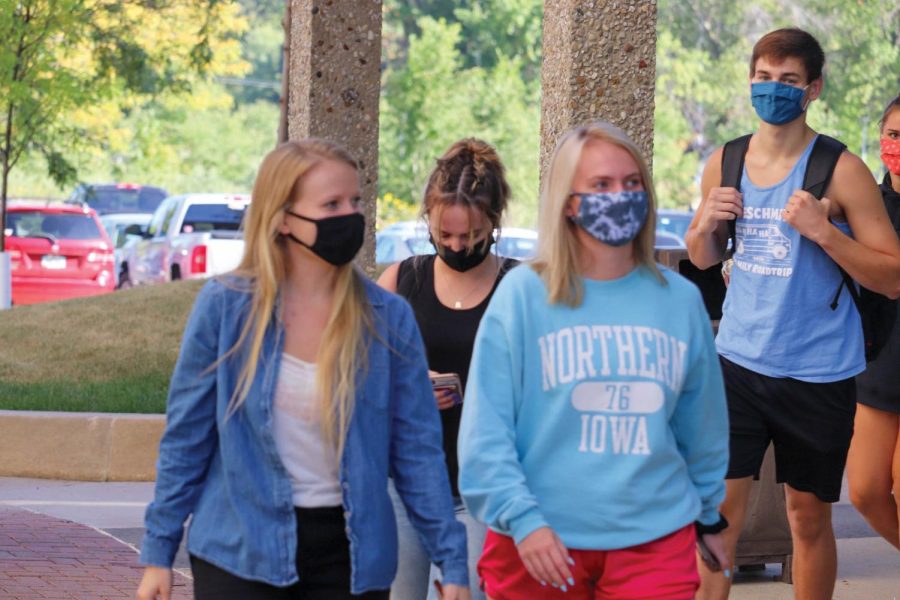 UNI follows IDPH recommendations regarding quarantine of close contact cases if both people wore face coverings during the exposure. 
