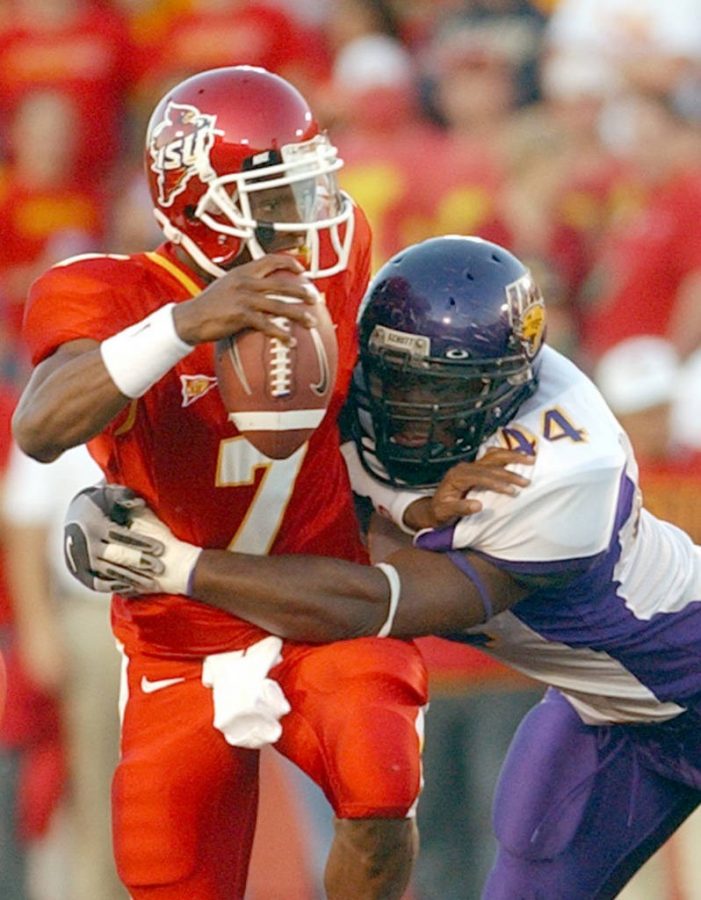 Iowa State quarterback Bret Meyer tries to escape the Panther defense.