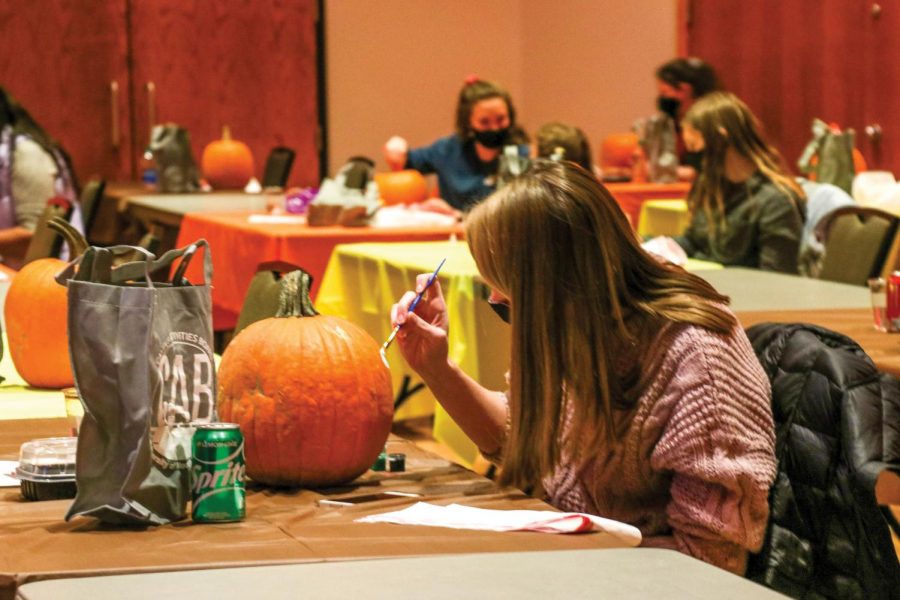 Students gathered in the Maucker Union ballroom for the annual CAB Fall Fest.