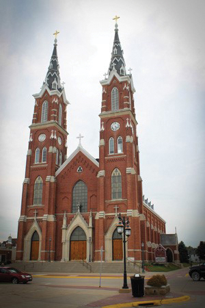 Professor Reinier Hesselink discussed the importance of the Basilica of St. Francis Xavier.