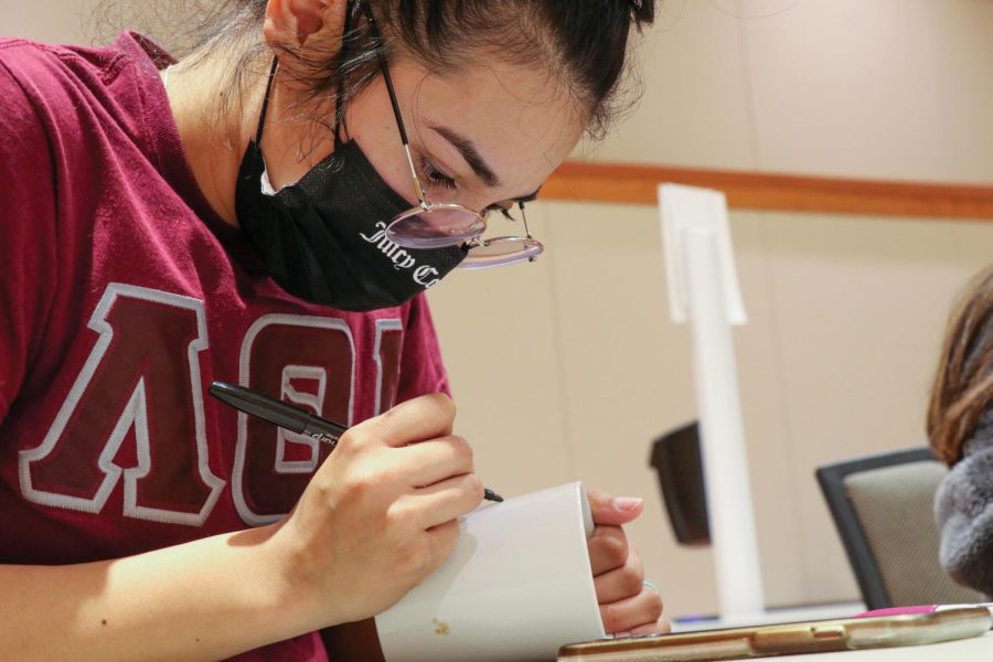 UNI students were given the chance to let their creativity run free at Sorority Lifes craft night in Ballroom A of Maucker Union. 