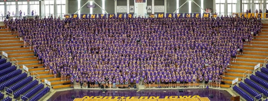 The incoming class of 2025 gathers for a group photo in the McLeod Center during UNI Now! and Panther Kick off. Although the group photos of freshman are typically taken in the UNI-Dome, the McLeod Center offered better social distancing. 