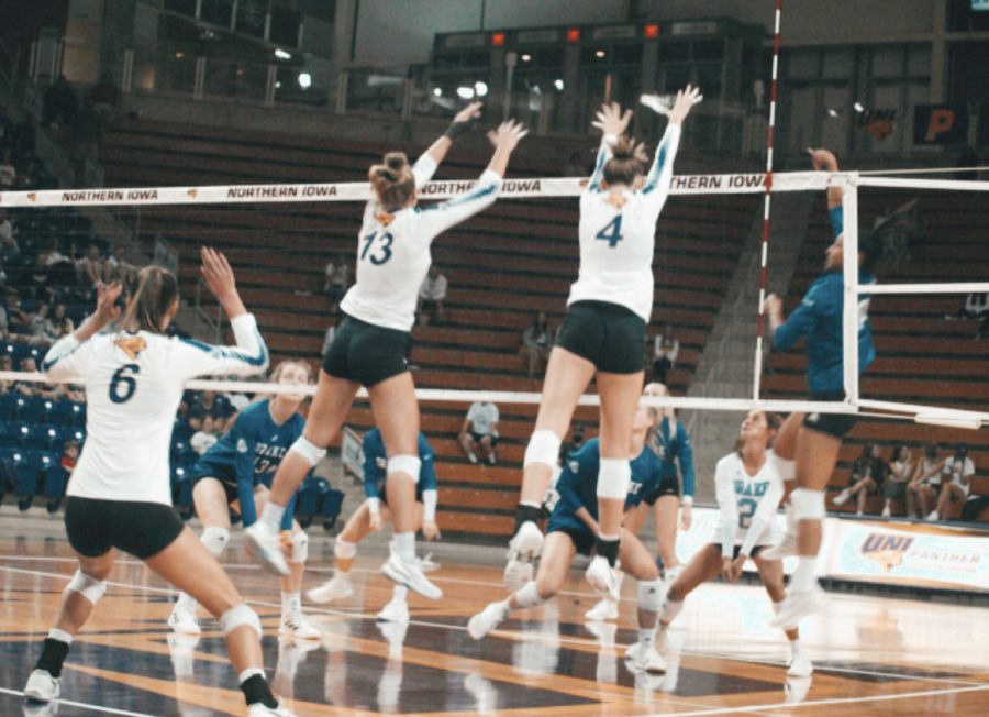 The Panthers fell in straight sets to their in-state rivals Drake at home last Friday night. They will look to rebound on Monday, Oct. 4 on the road at Loyola Chicago. 