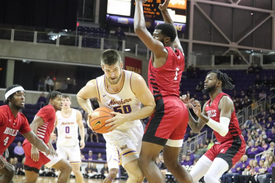 The Panthers fell in their 2021-22 season opener to Nicholls State by the score of 62-58. Austin Phyfe lead UNI in scoring with 20 points.