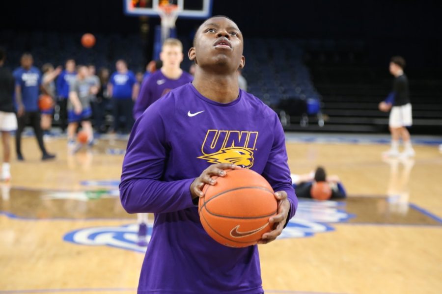 UNI basketball player Antwan Kimmons returns to the court with his signature energy which gave him the nickname spark plug.