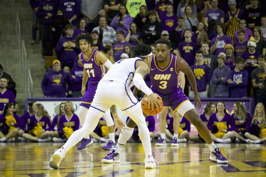 A packed house at the McLeod Center on Saturday night pitted UNI against Drake for an in-state rivalry match-up. The Panthers and Bulldogs fought hard throughout the contest, which could not be decided in regulation. Drake prevailed in the overtime period 82-74, winning their fourth consecutive game against Northern Iowan. 