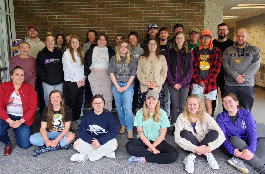 UNI students pose for a group photo. Professor Donohoes students sold 321 Sack Lunches, surpassing their original goal to sell 250 lunches.