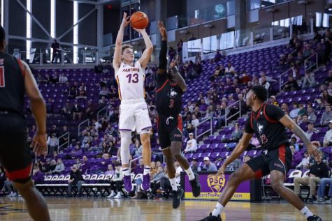 Bowen Born (13) finished with a career-high 30 points on Saturday, helping lead UNI to a 83-76 victory over Northern Illinois.