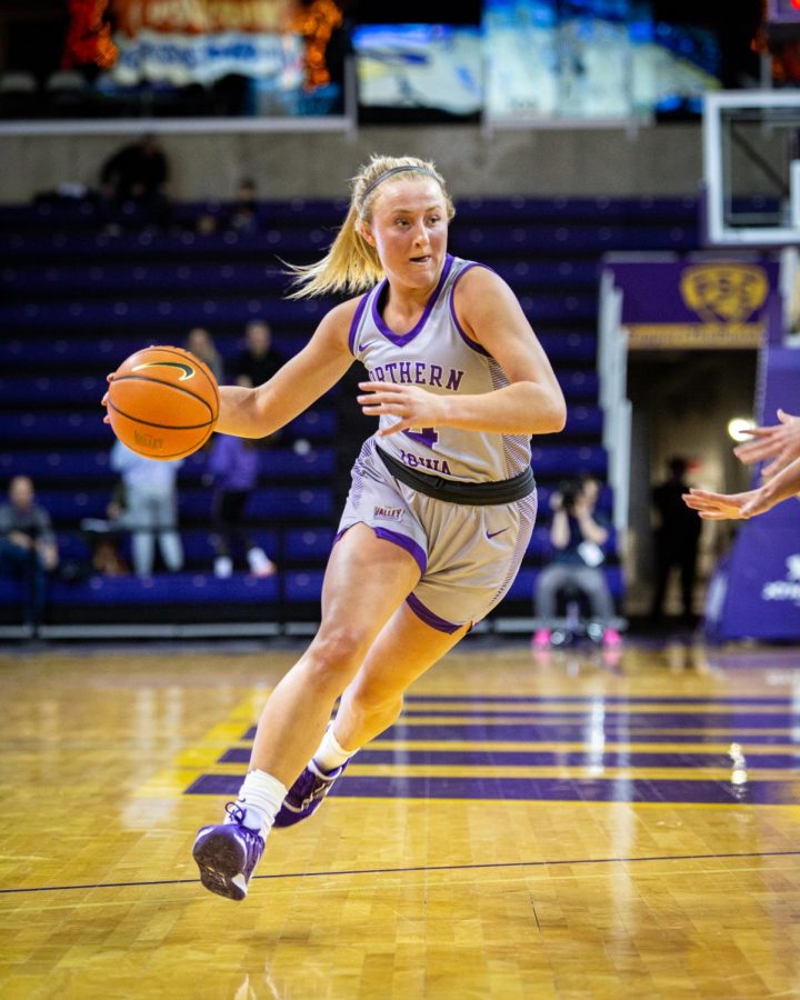 Emerson Green (4) had an outstanding game for UNI in their victory over Southern Illinois, finishing with a team-high 26 points. 