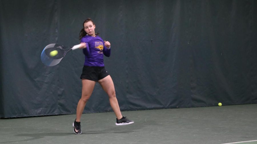 Thaissa Moreira had a successful weekend for the Panthers, winning both of her singles matches. 