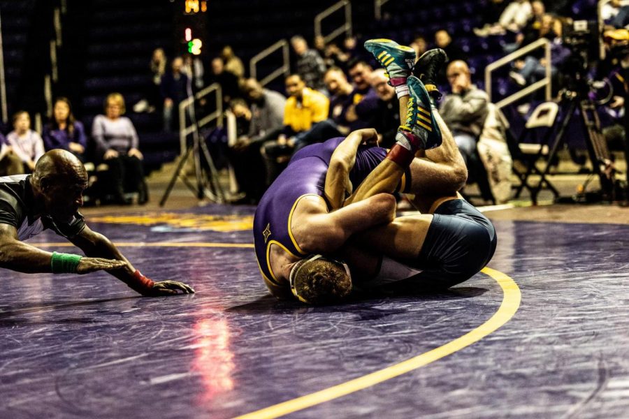 The+14th-ranked+wrestling+team+continued+their+dominance+on+Friday%2C+shutting+out+the+California+Baptist+Lancers%2C+44-0.+