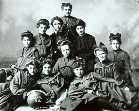 Pictured above is a 1903 portrait of the Iowa State Normal Schools womens basketball team. 