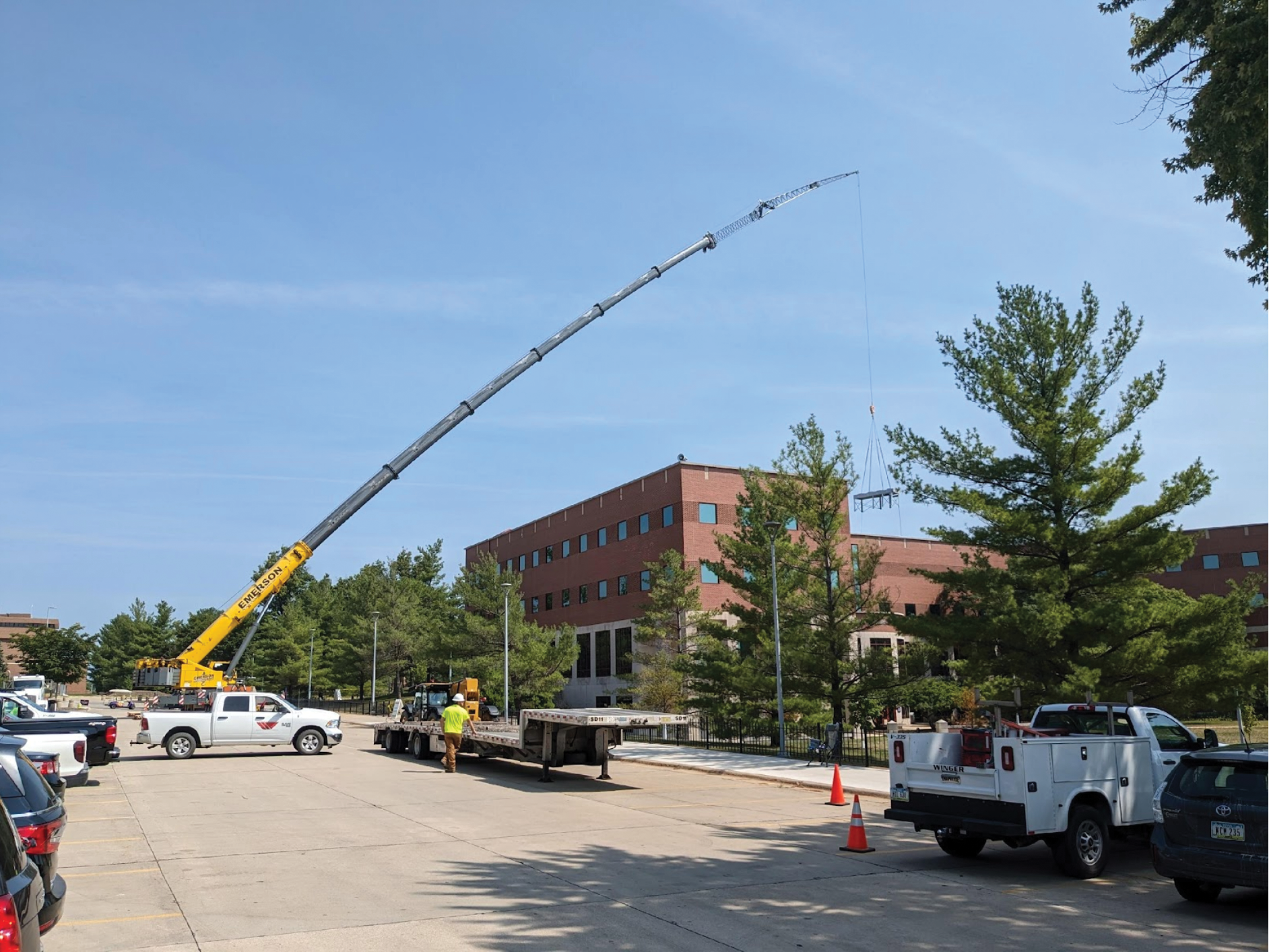 This summer, UNI Facilities installed a new HVAC system into Curris Business building, lifting the system over the building. The new HVAC system will prevent new servers from overheating.