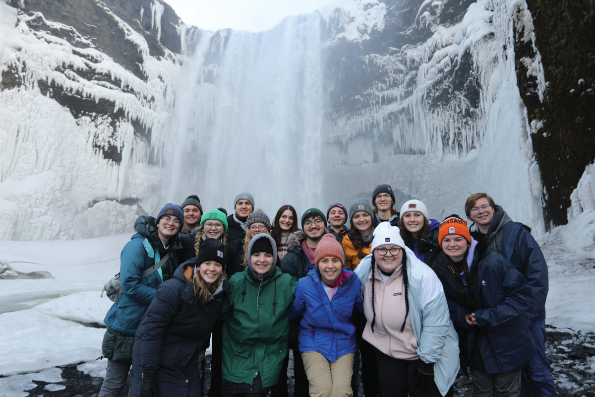 Shown+above+is+a+group+of+students+who+journeyed+to+Iceland+this+past+year+with+UNI+Study+Abroad.