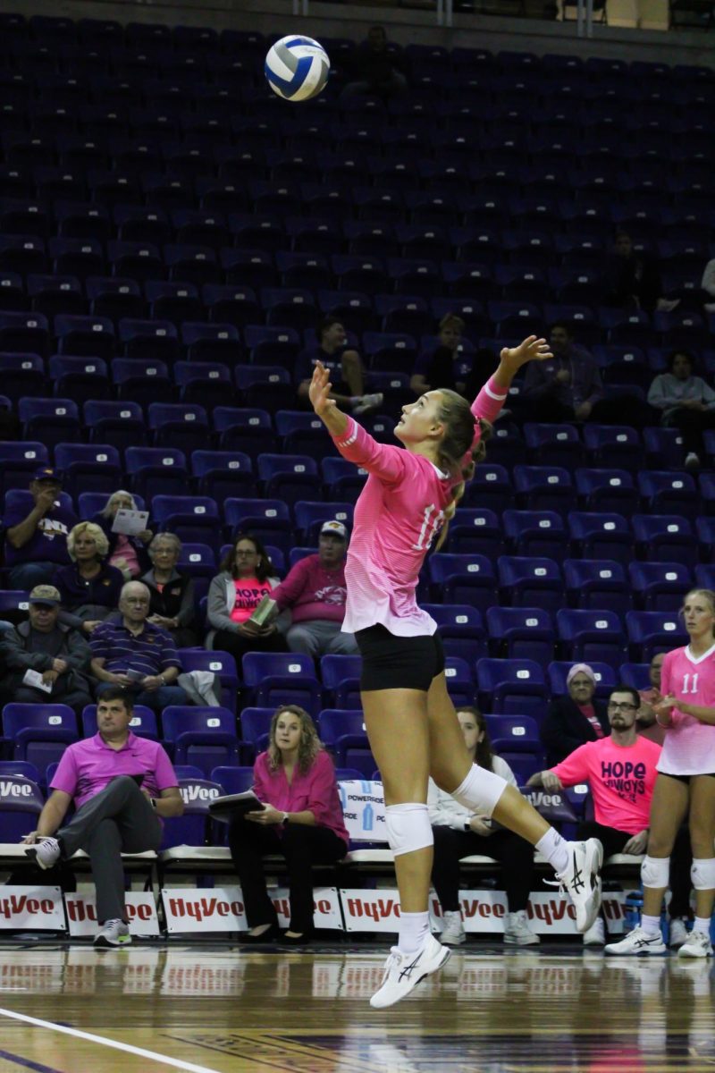 The Panthers swept Missouri State and Southern Illinois to stay undefeated
in conference play.