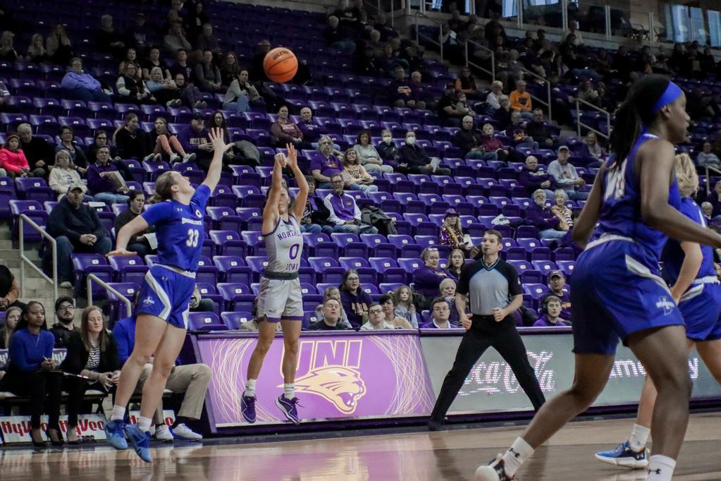 Maya McDermott led the team in points, including a 30-point game against
Iowa State.