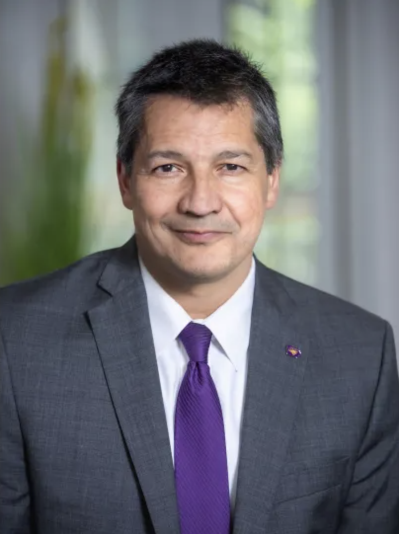 Provost José Herrera extends warm welcome to new and returning students