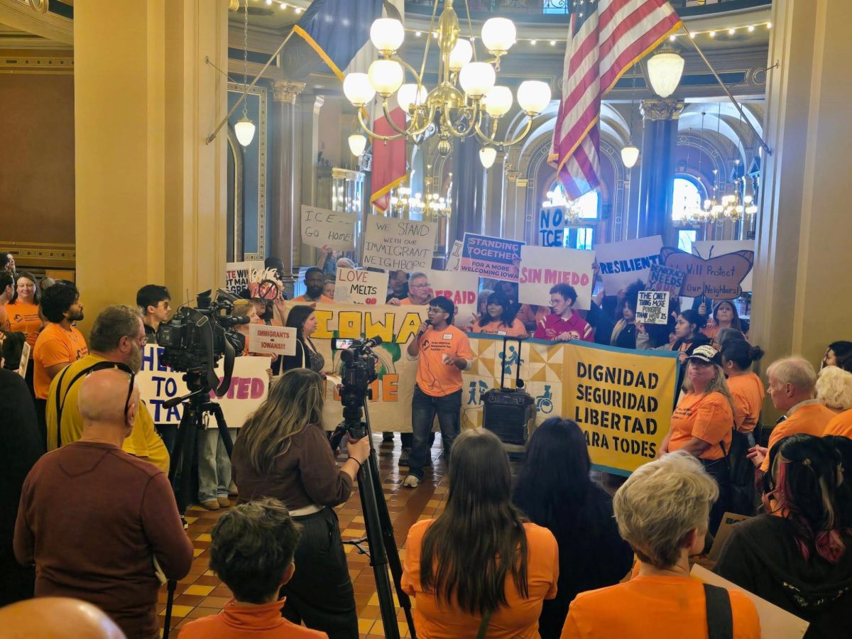 The UNI group UNIdos and other citizens of Iowa gathered at the Des Moines Capitol for Advocacy Day, hosted by The Iowa Migrant Movement for Justice.